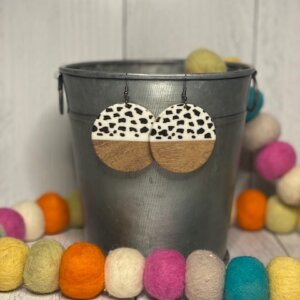 Black & White Round Earrings