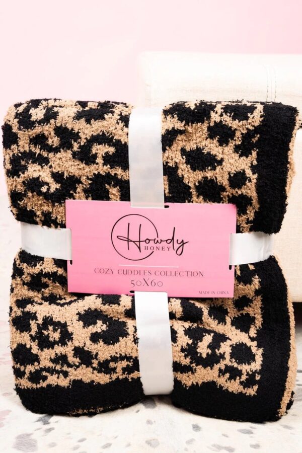 Cozy Leopard Blankets - Image 8