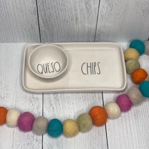 Chips & Queso