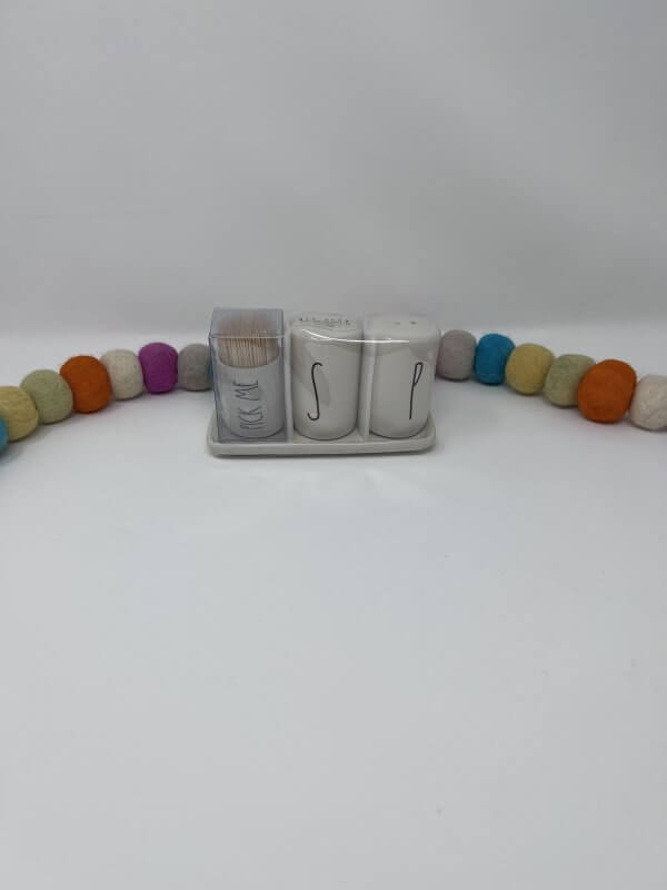 Pick Me Toothpicks & S & P Shakers - Image 2