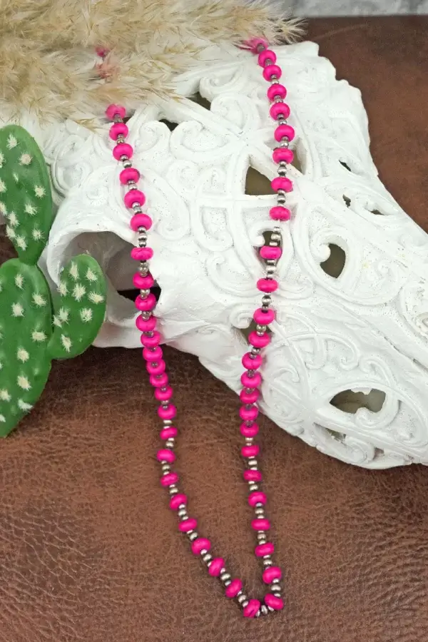 Fuchsia Larisa Silver Pearl Necklace