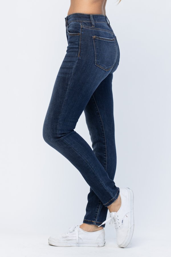 Judy Blue Hi-Rise Clean Dark Relaxed Fit Jeans - Image 2