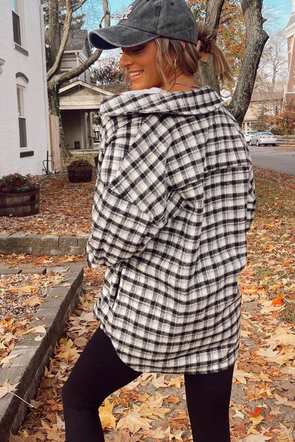Black & White Shacket w/Pockets - Image 2