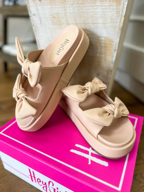 Corky's Lil Bit Knotty Sandals