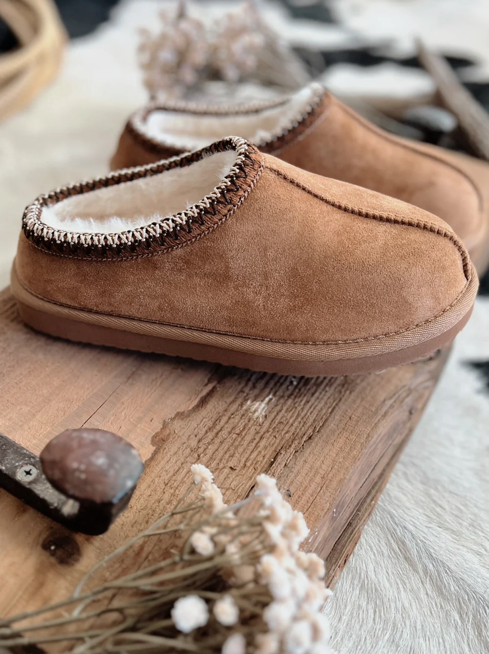 Very G Sparks Slippers - Tan - Image 3