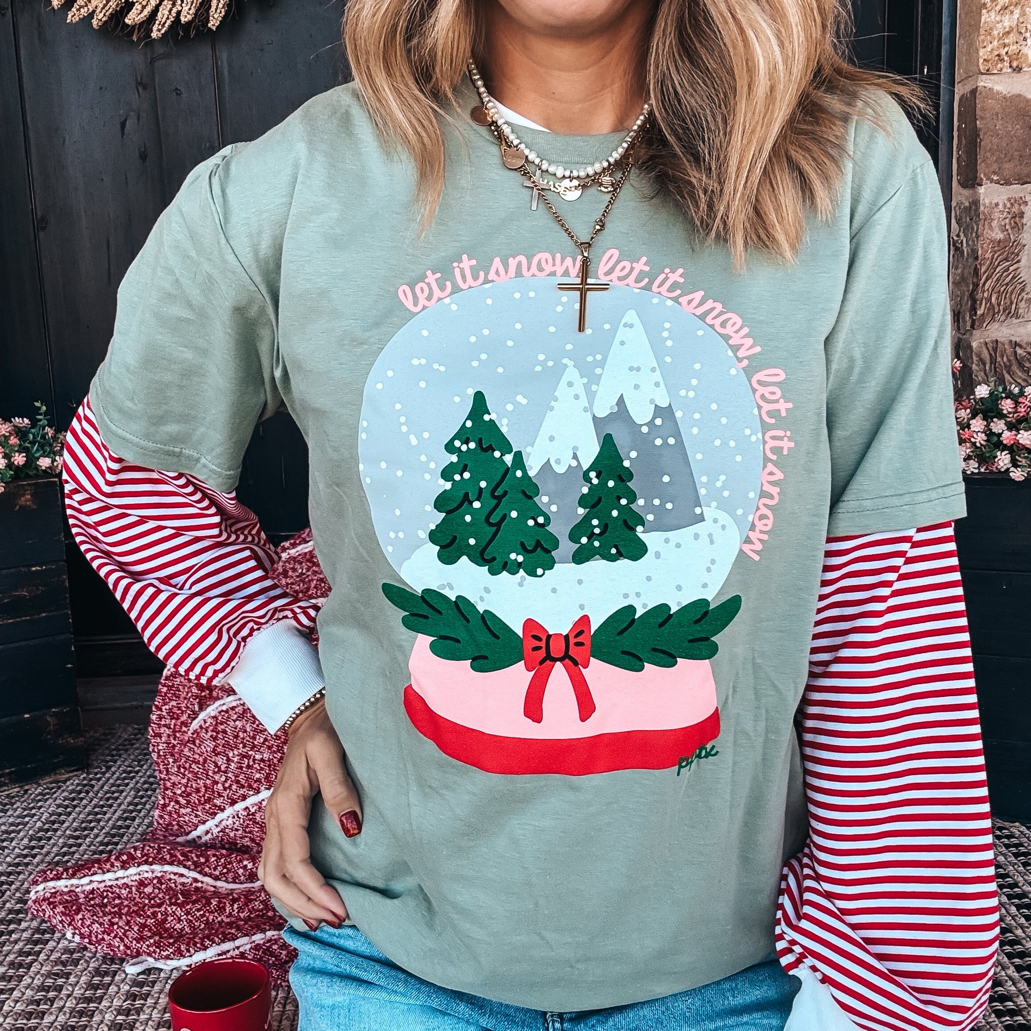 Let it Snowglobe Tee